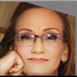 Meet your Posher, Twyla